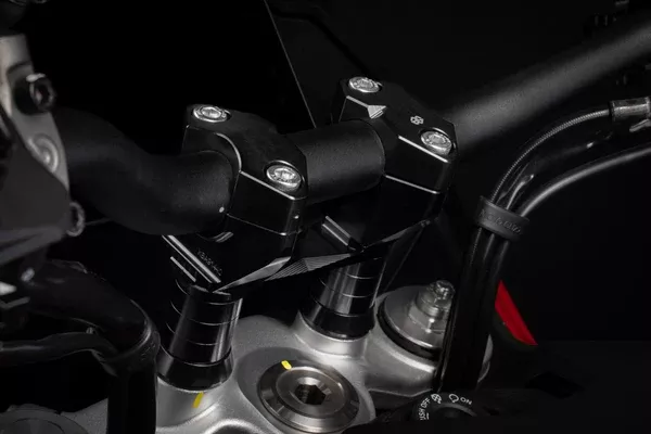 Gilles Tooling 2DGT Adjustable Handlebar Brackets