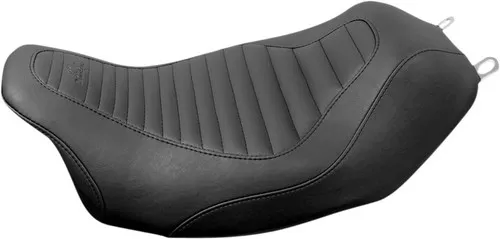 Mustang Tripper Solo Driver Seat Tuck & Roll (76713)