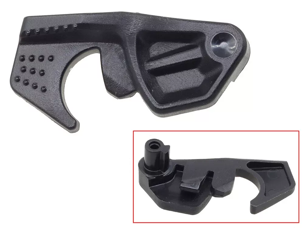 Sp1 Panel Latch Panel Left - SM-12812L Lynx Snowmobiles 2022-2025